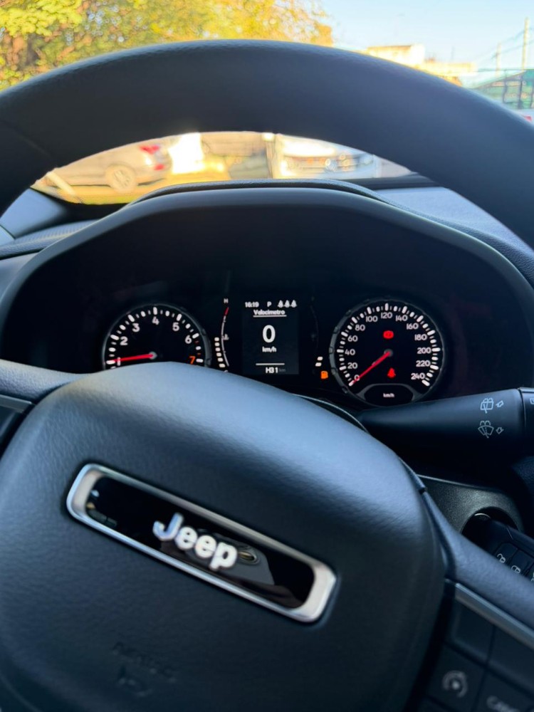 Jeep RENEGADE Sport 1.3 — foto 9